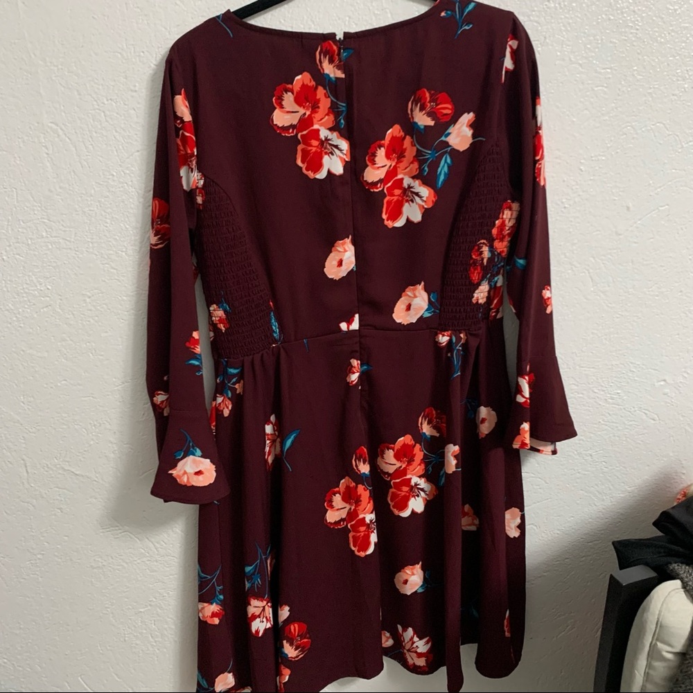 Old Navy Purple Floral Bell Sleeve Dress - Picture 4 of 4